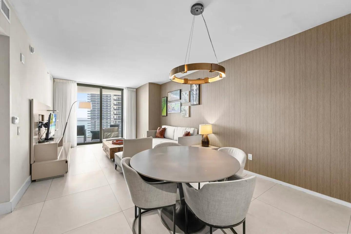 Upscale Comfort And Breathtaking Views At H Hollywood Residences By Zelloo Beverley Beach Екстериор снимка