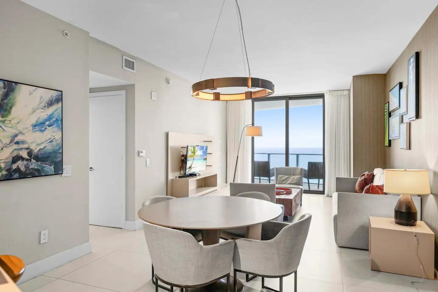 Upscale Comfort And Breathtaking Views At H Hollywood Residences By Zelloo Beverley Beach Екстериор снимка