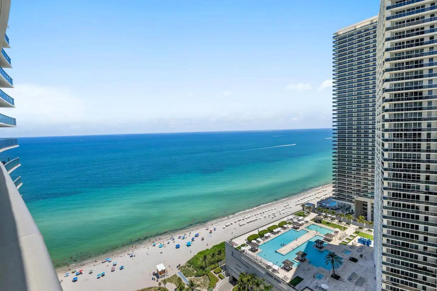 Upscale Comfort And Breathtaking Views At H Hollywood Residences By Zelloo Beverley Beach Екстериор снимка