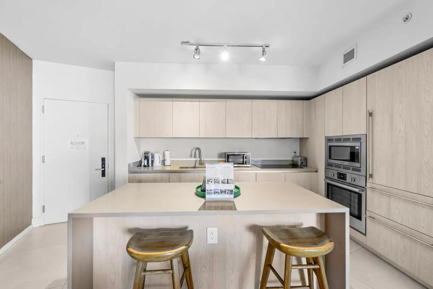Upscale Comfort And Breathtaking Views At H Hollywood Residences By Zelloo Beverley Beach Екстериор снимка